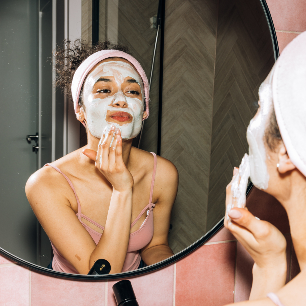 Beauté την Κυριακή: Aυτή είναι η τέλεια DIY μάσκα για να καταπολεμήσετε τους πόρους