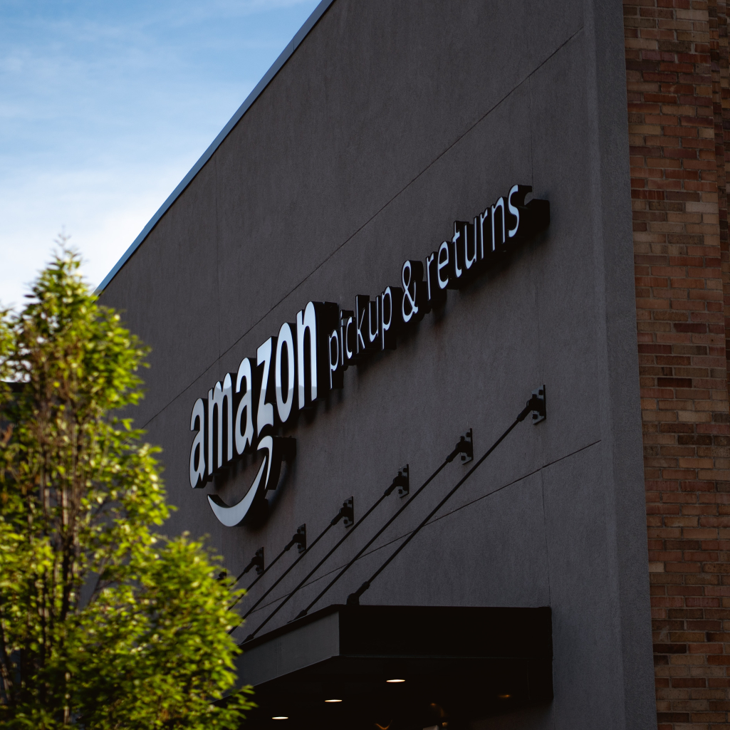 Η Amazon ετοιμάζει απολύσεις 10.000 εργαζομένων, σύμφωνα με τους NYT