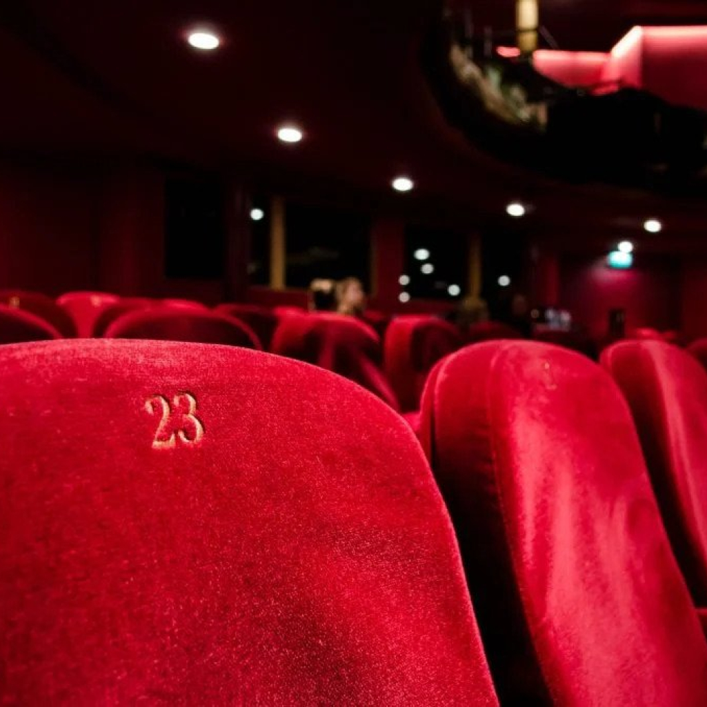 Ελληνική Ακαδημία Κινηματογράφου: Απευθύνει έκκληση για τη σωτηρία των ιστορικών σινεμά Ιντεάλ και Άστορ