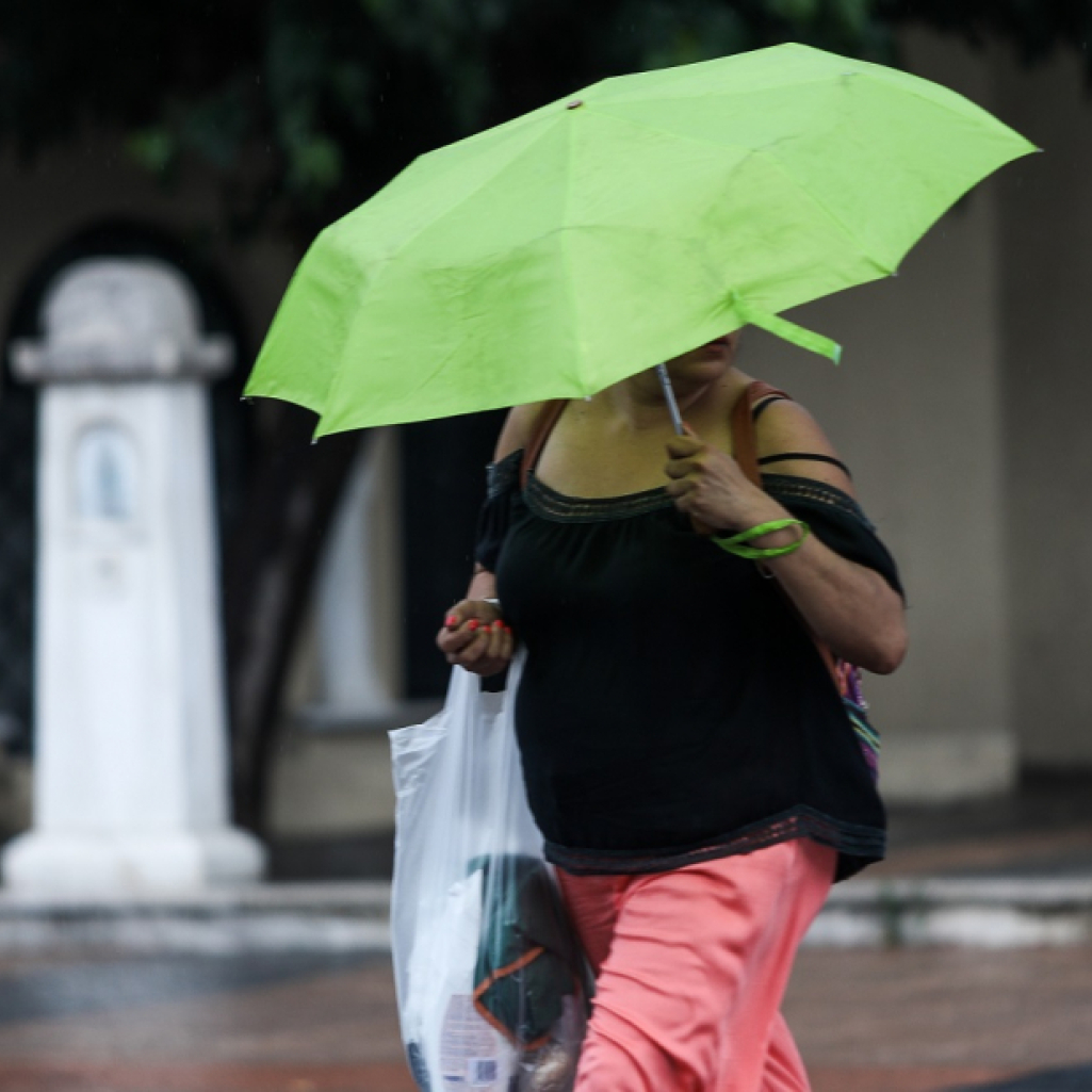 Καιρός: Πλησιάζει ο Fobos - Πού αναμένονται ισχυρές βροχές και καταιγίδες
