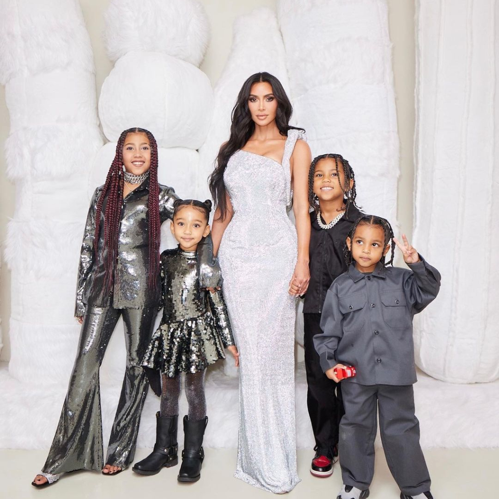 Κim Kardashian: Μιλά για τη συνεπιμέλεια των παιδιών της με τον Kanye West και ξεσπά σε κλάματα 