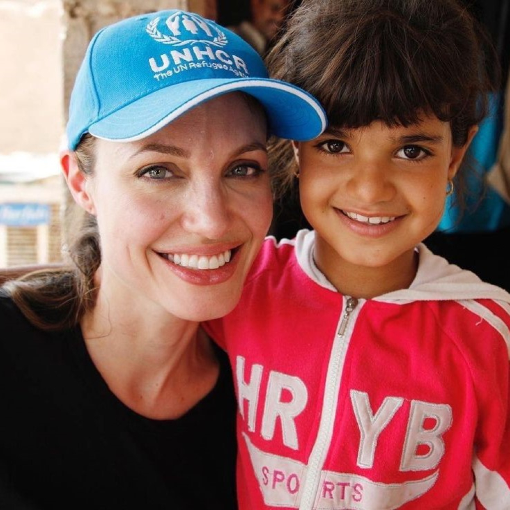 Angelina Jolie: Εγκαταλείπει την Ύπατη Αρμοστεία του ΟΗΕ για τους πρόσφυγες μετά από 20 χρόνια- Θα συνεχίσει μόνη την αποστολή της