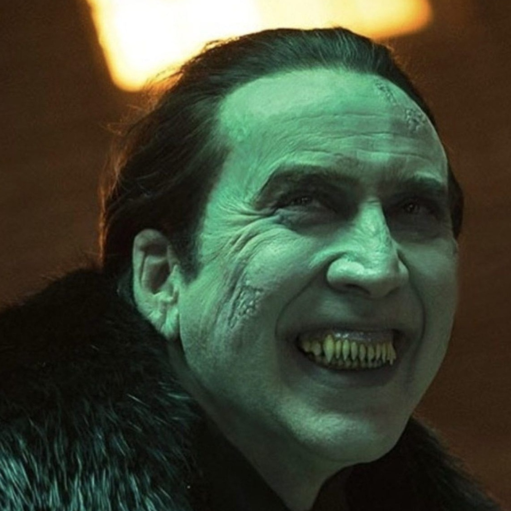 Ο Nicolas Cage είναι ο πιο σουρεάλ Dracula, στο πρώτο trailer της ταινίας