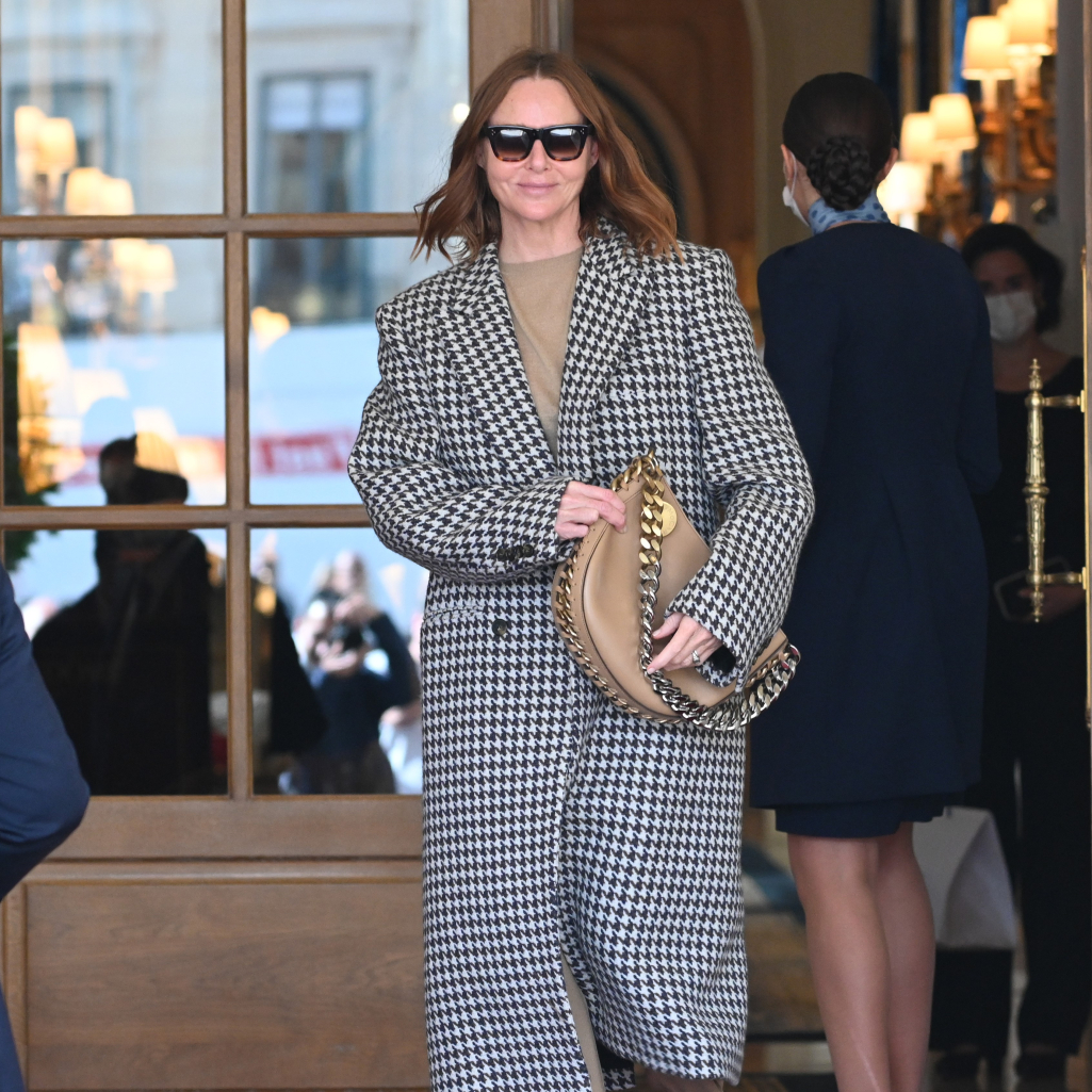 Η Stella McCartney μιλά για το μέλλον της βιώσιμης μόδας και τις πρακτικές που ακολουθεί