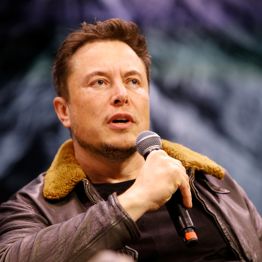 O Elon Musk ξανά ο πλουσιότερος άνθρωπος στον κόσμο - Στη δεύτερη θέση ο Bernard Arnault