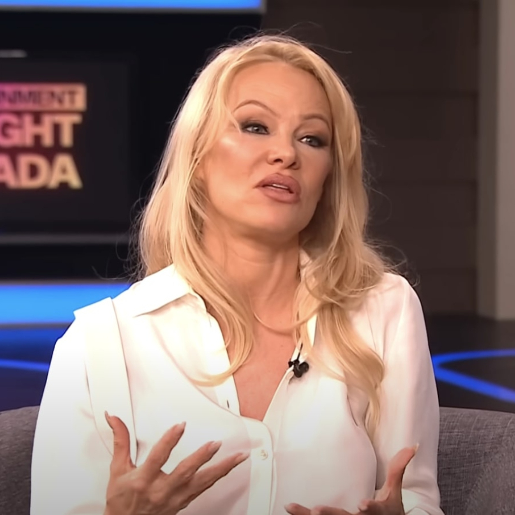 Pamela Anderson: «Λογικό που ο Tim Allen αρνείται ότι με παρενόχλησε. Διανύουμε εποχές #MeToo»