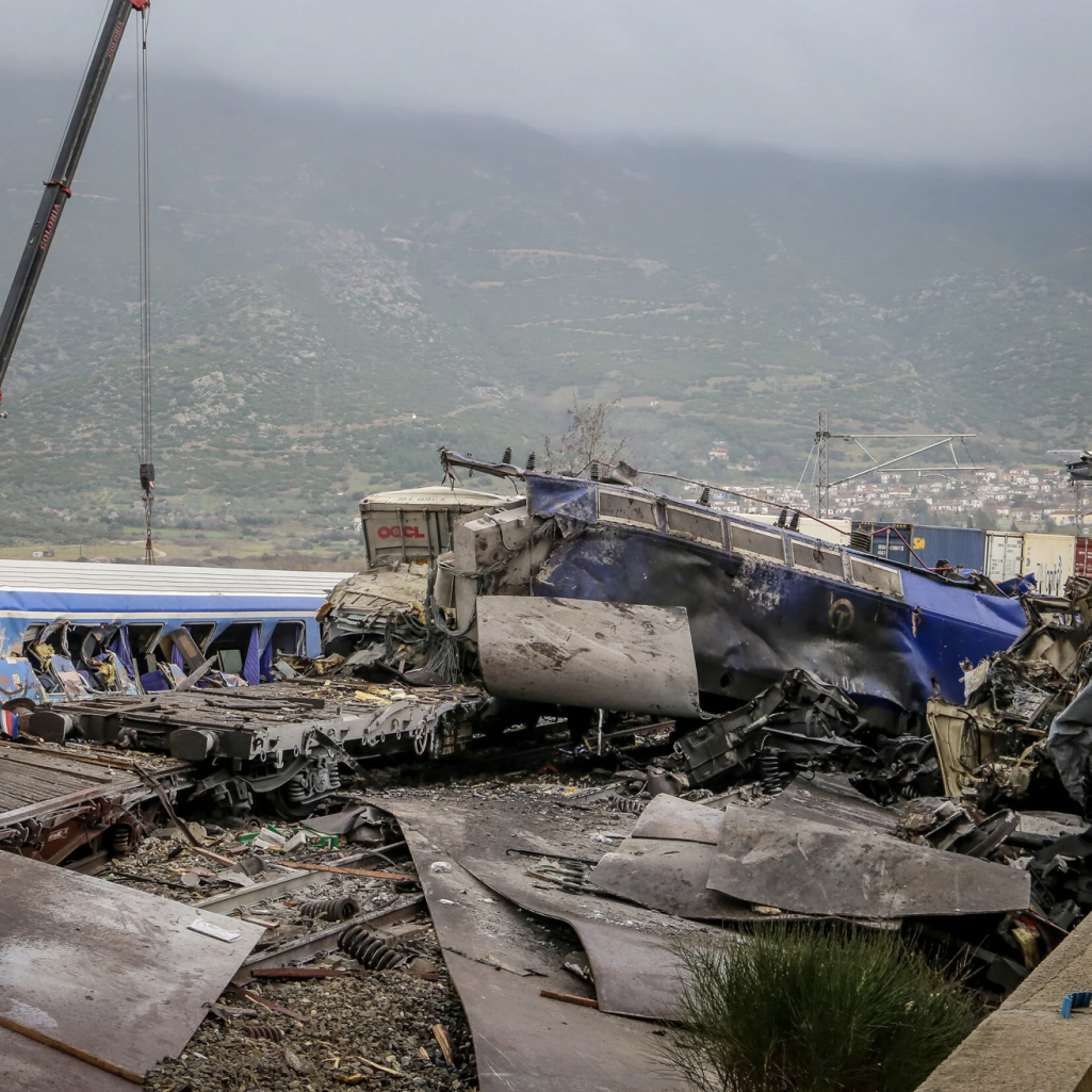 Δυστύχημα στα Τέμπη: «Υπάρχουν κι άλλοι εγκλωβισμένοι σε πολύ δύσκολες συνθήκες»