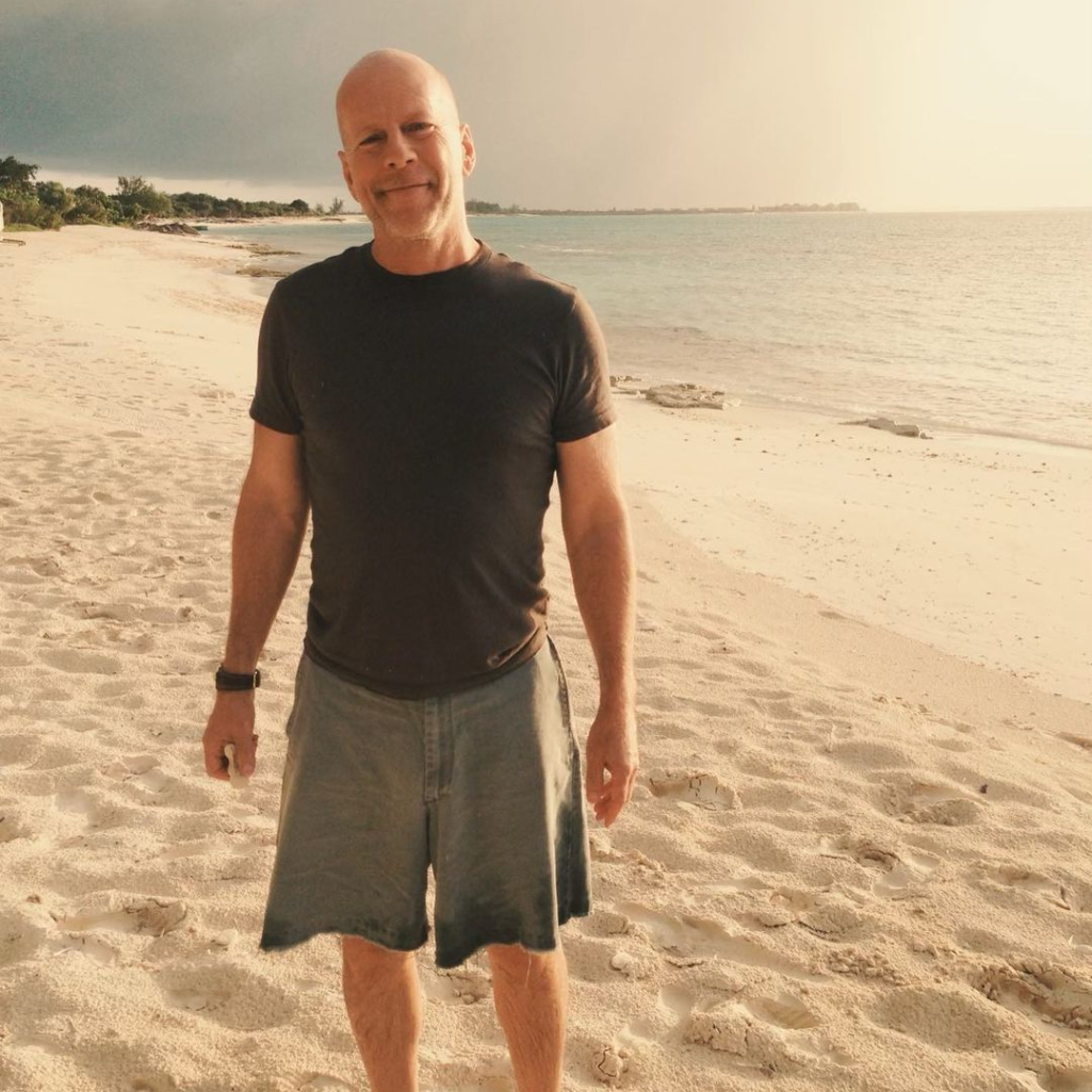 Ο Bruce Willis στην πρώτη του εμφάνιση μετά τη διάγνωση με μετωποκροταφική άνοια
