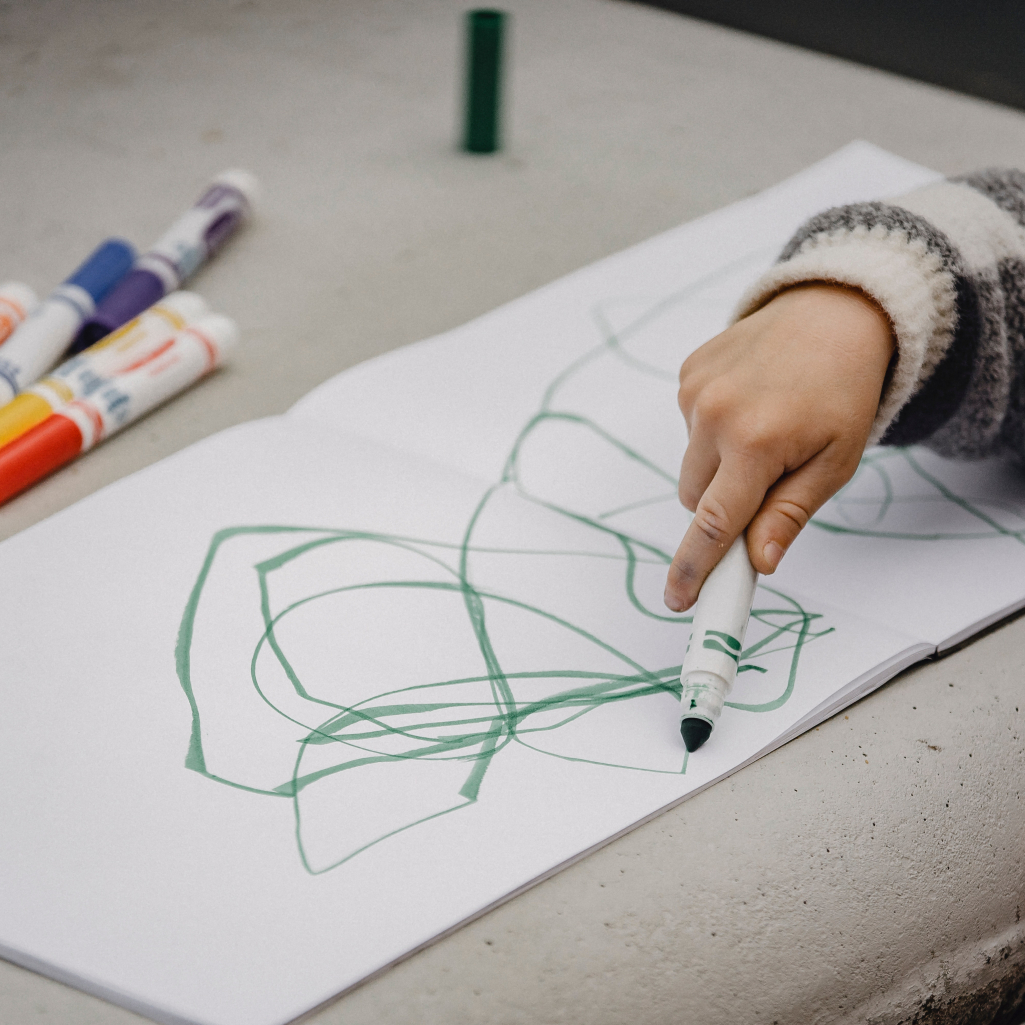 Παιδικές ζωγραφιές: Πώς οι γονείς μπορούν να εντοπίσουν «μηνύματα» για την ψυχοσύνθεση των παιδιών