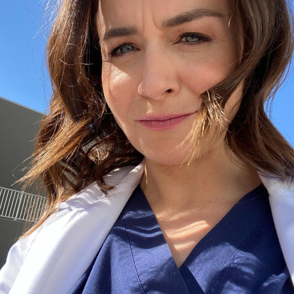 Η Caterina Scorsone του Grey's Anatomy έσωσε τα παιδιά της από πυρκαγιά στο σπίτι της: «Είχα δύο λεπτά για να τα βγάλω έξω»