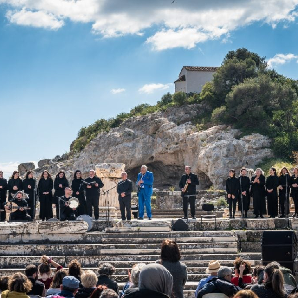 Μυστήριο 100 – Τα Ιερά Τραγούδια: Έθιμα, τραγούδια και χοροί της ελληνικής «Πασχαλιάς» στην Ελευσίνα