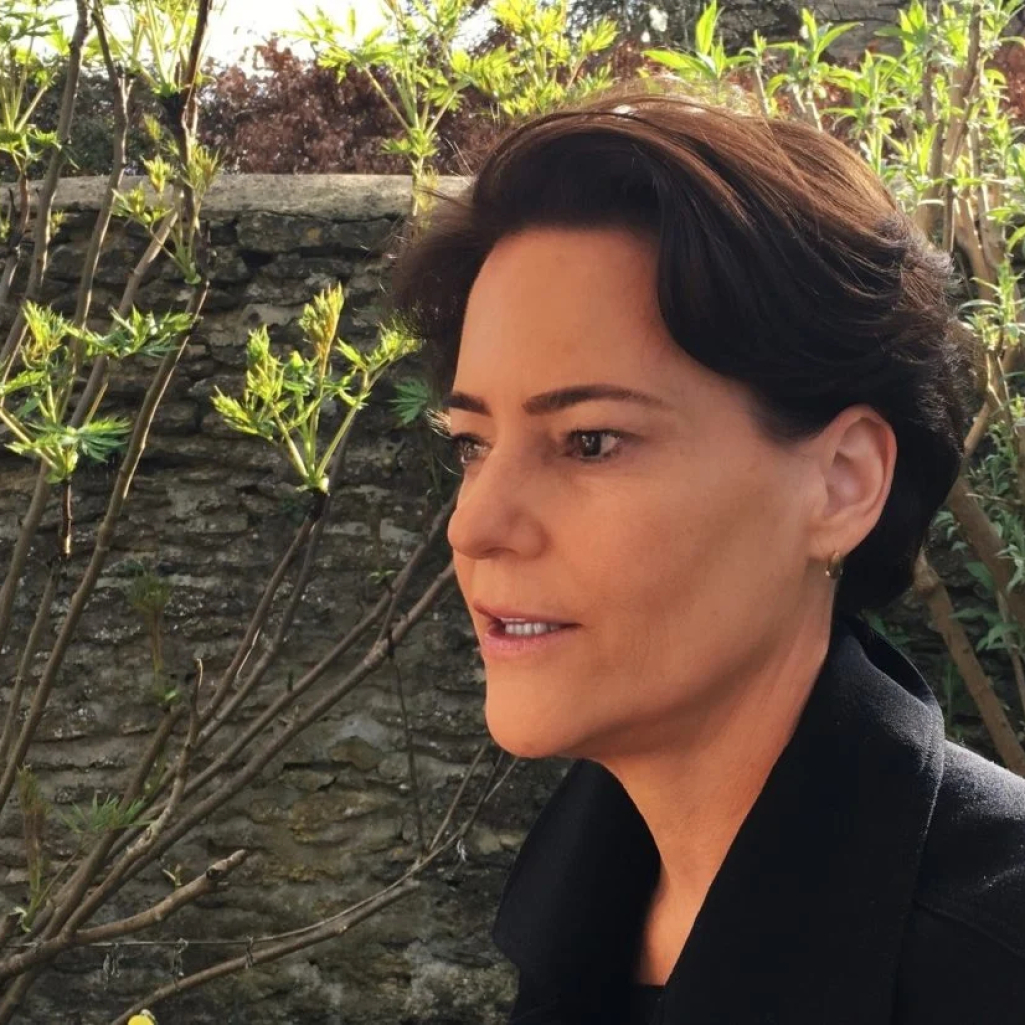 ΜΚΤ: Η Αφροδίτη Γκόνου συζητά με τους πιο επιδραστικούς ανθρώπους της τέχνης – Πρώτη καλεσμένη η Martine d’Anglejan-Chatillon