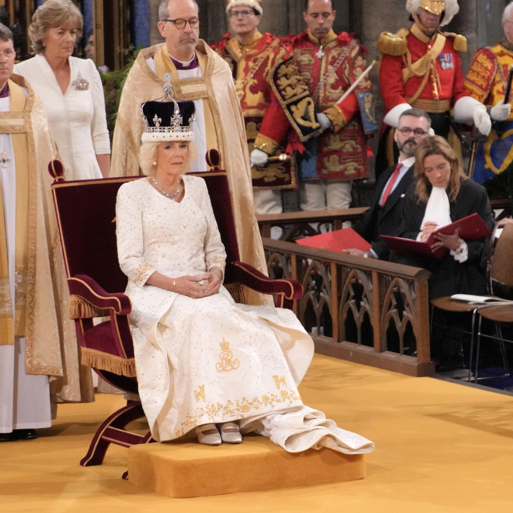 Στέψη Βασιλιά Καρόλου: H εμφάνιση της Camilla είχε ξεχωριστή σημασία
