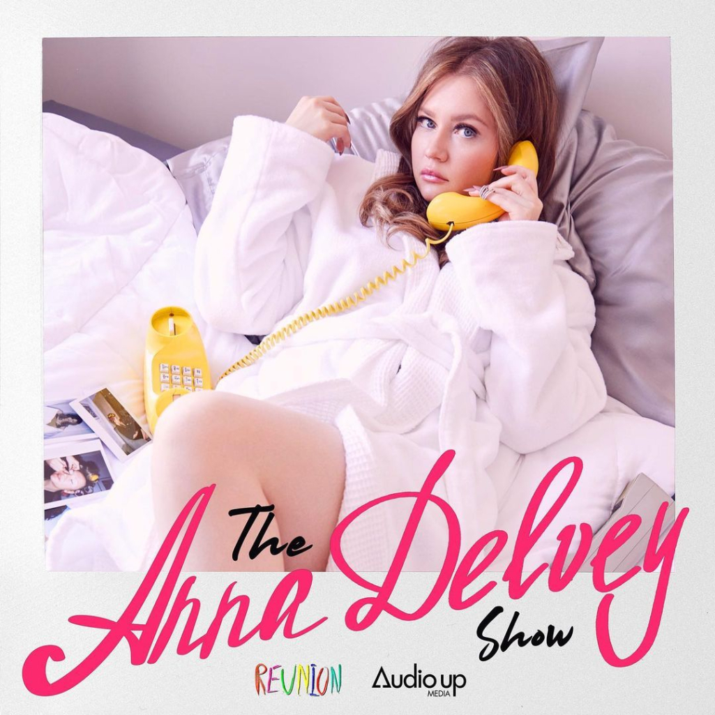 Από scammer, celebrity: Η Anna Delvey ετοιμάζει podcast με διάσημους καλεσμένους και το πρώτο της τραγούδι