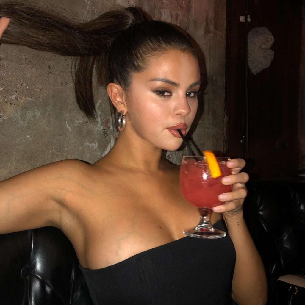 Ώρα για mental breakdown: Βρήκαμε την αμοιβή της Selena Gomez για κάθε IG post