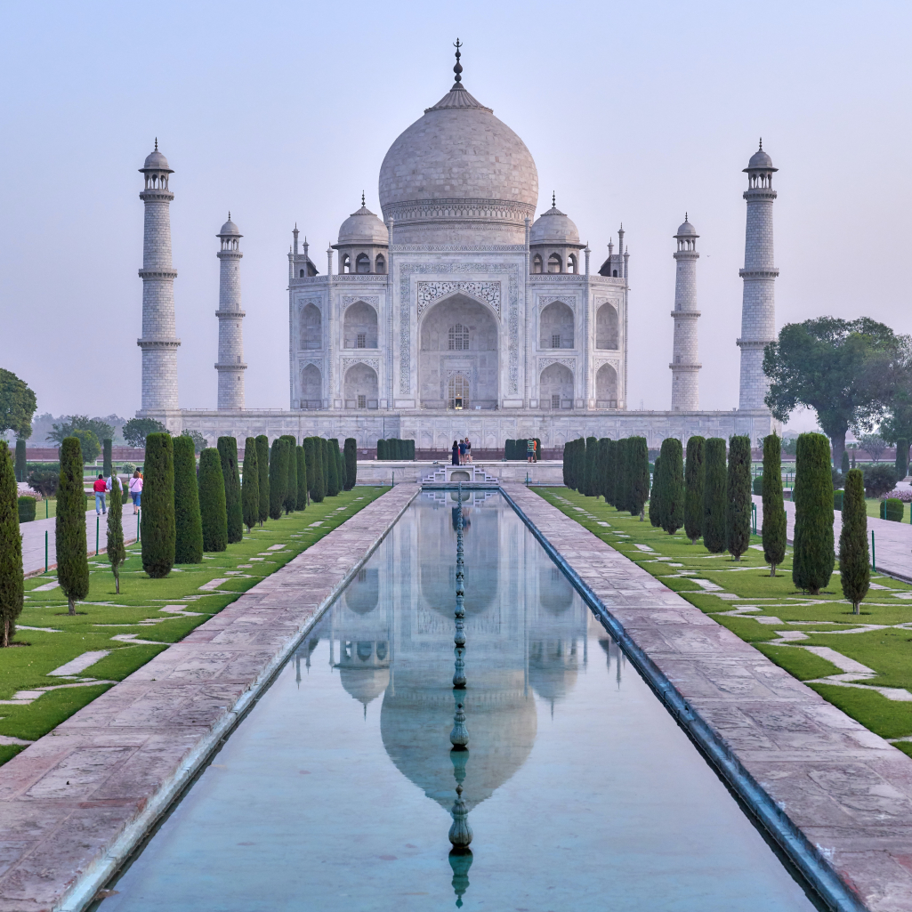 Ο λόγος που απαγορεύεται να πετάξει αεροπλάνο πάνω από το Taj Mahal