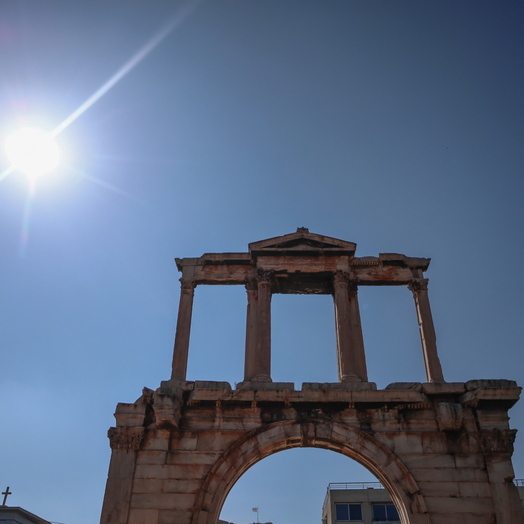 Καύσωνας προ των πυλών: Πόσους βαθμούς θα αγγίξει η Αθήνα και ποιες περιοχές θα φτάσουν τους 45°C