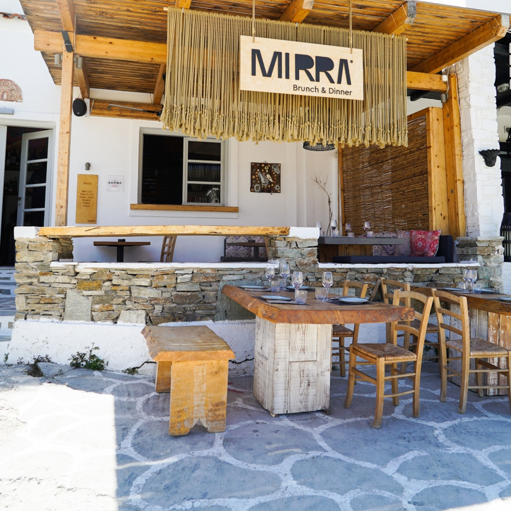 Το Mirra επανακαθορίζει την σημασία του νησιώτικου comfort food 