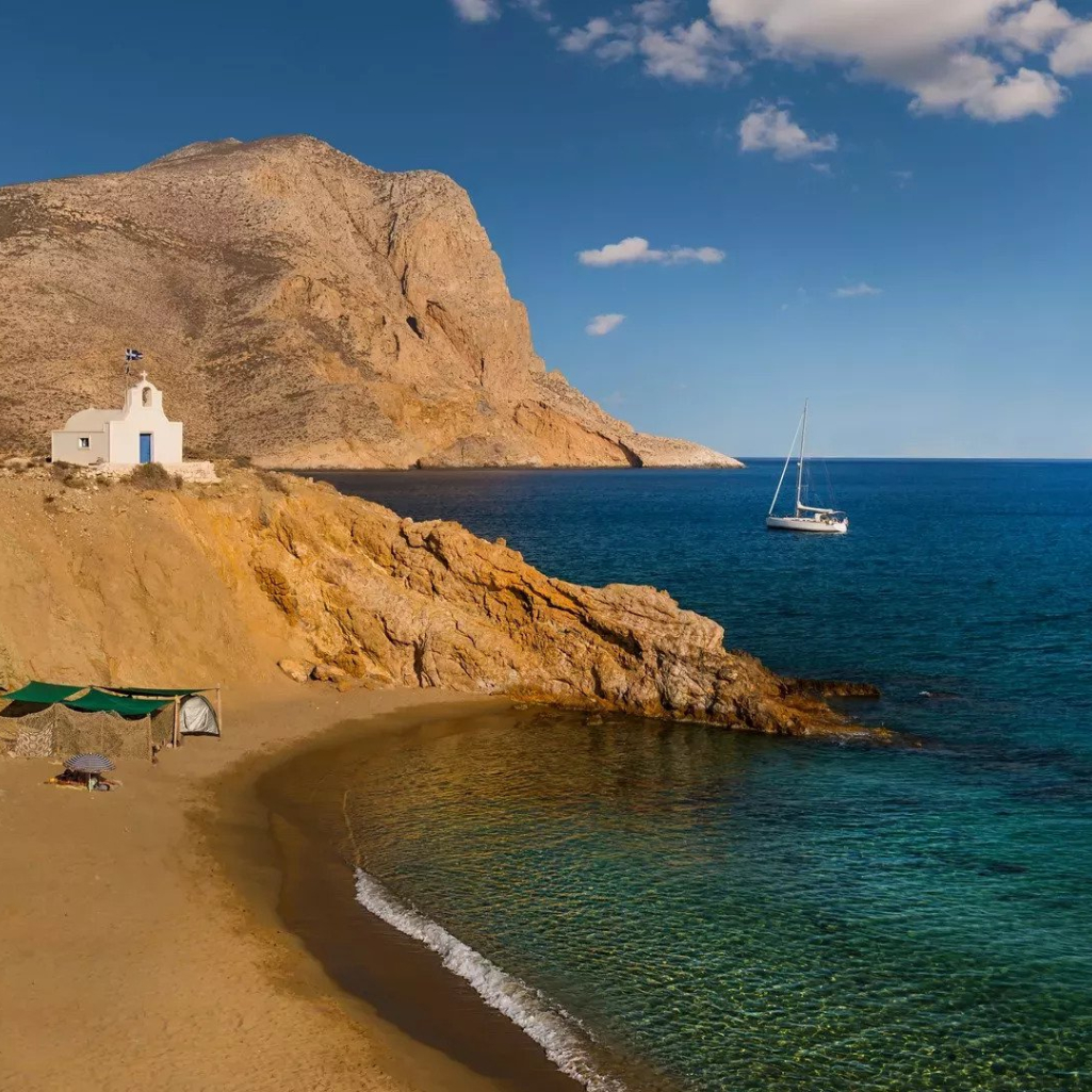 Telegraph: Τα 10 «ανέγγιχτα» νησιά της Ελλάδας
