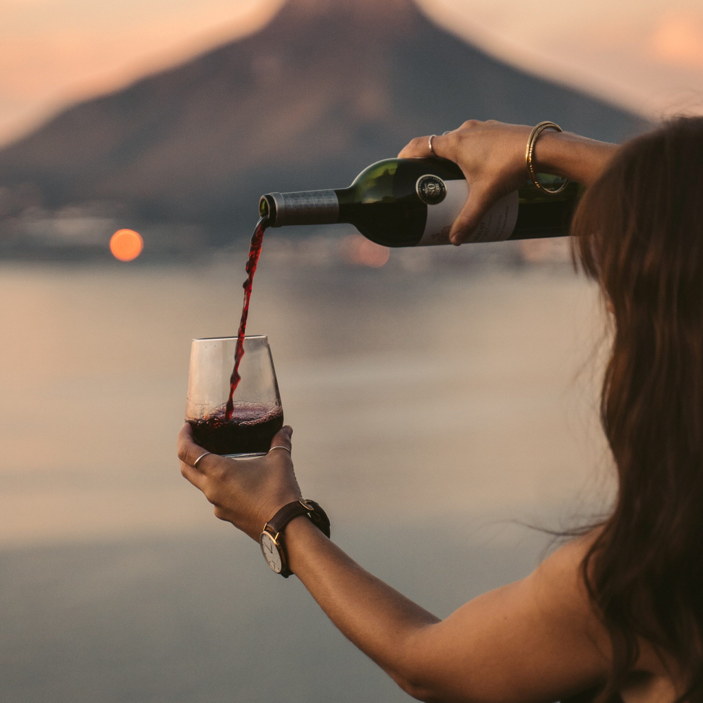 Γιατί το κόκκινο κρασί έχει διαφορετική γεύση το καλοκαίρι;