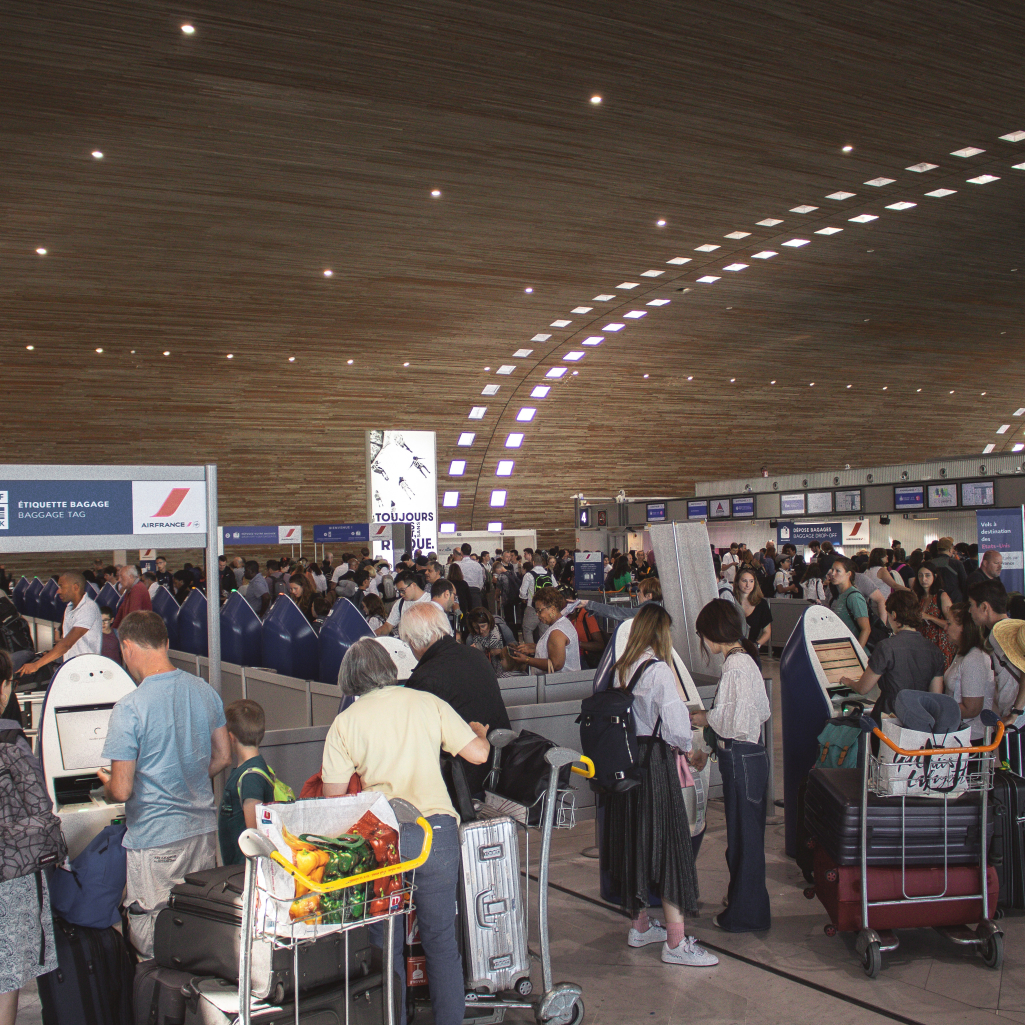 Χάος στα Ευρωπαϊκά αεροδρόμια λόγω κατάρρευσης δικτύου στην Βρετανία - Προβλήματα και στην Ελλάδα