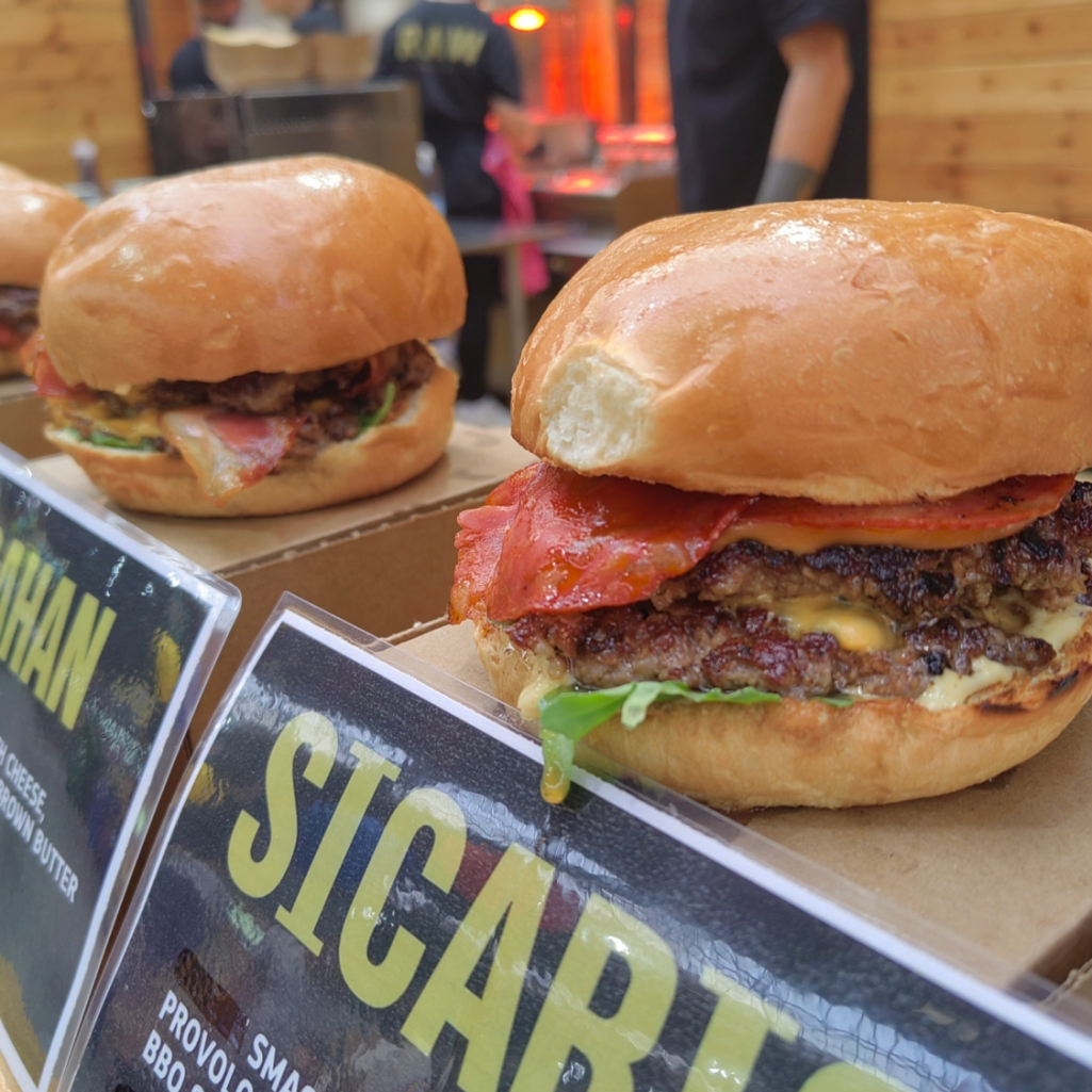 Το Burger Fest Vol 9 είναι μια αξέχαστη (και όχι μόνο γαστρονομική) εμπειρία στο Γκάζι