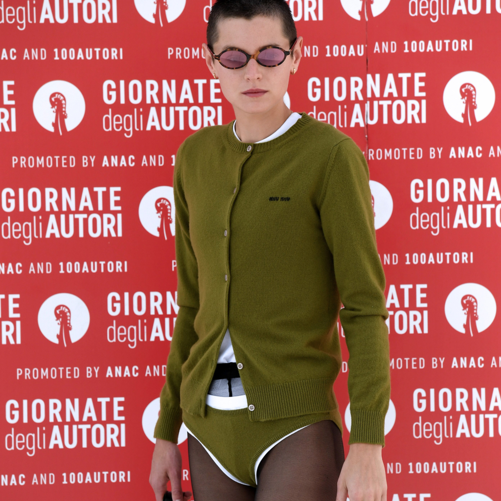 Το Έμμα Κορίν στο Φεστιβάλ Κινηματογράφου της Βενετίας χωρίς παντελόνι - Ε και;
