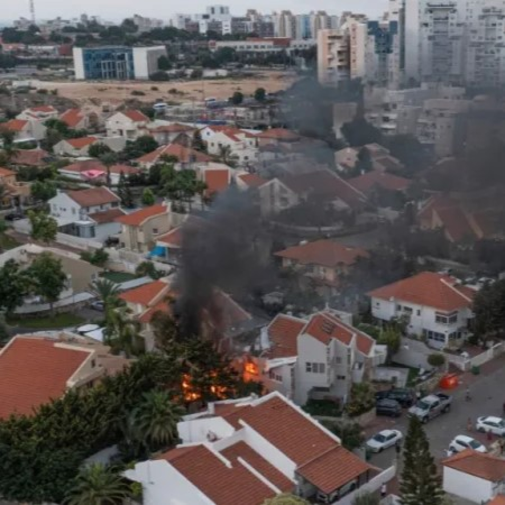 Ισραήλ: Επίθεση με ρουκέτες - Η Χαμάς ανέλαβε την ευθύνη