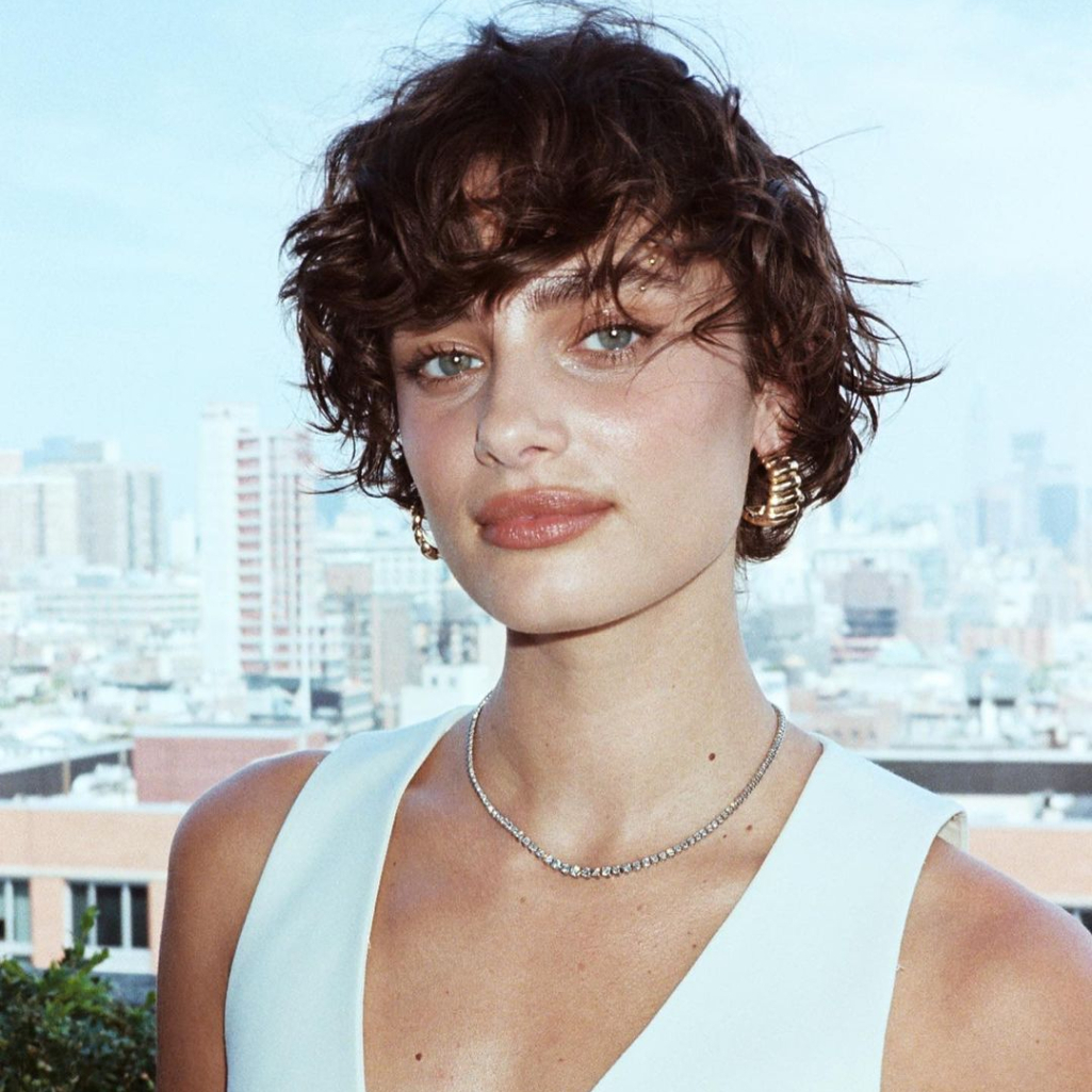 Pageboy cut: Το κούρεμα των '70s επέστρεψε και έγινε το trend που πρέπει να δοκιμάσεις