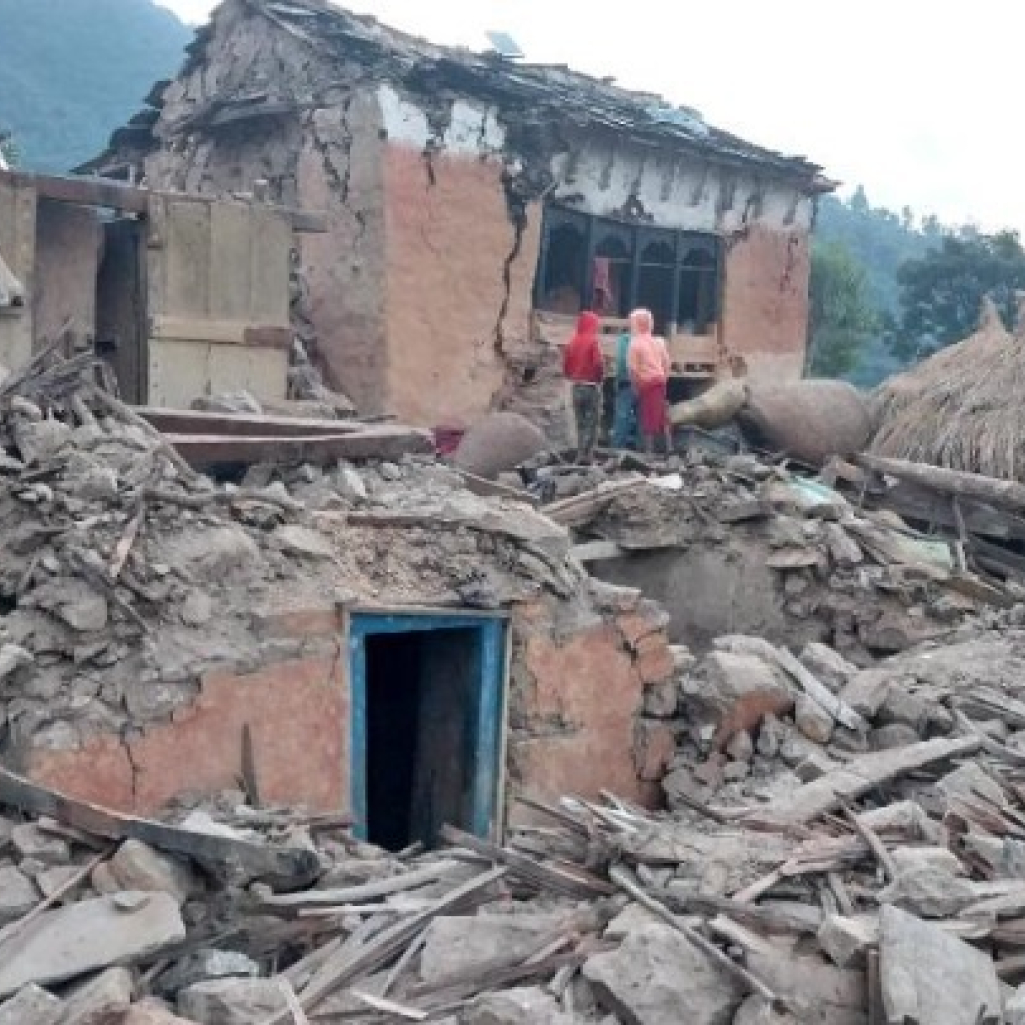 Σεισμός στο Νεπάλ: Τουλάχιστον 128 νεκροί