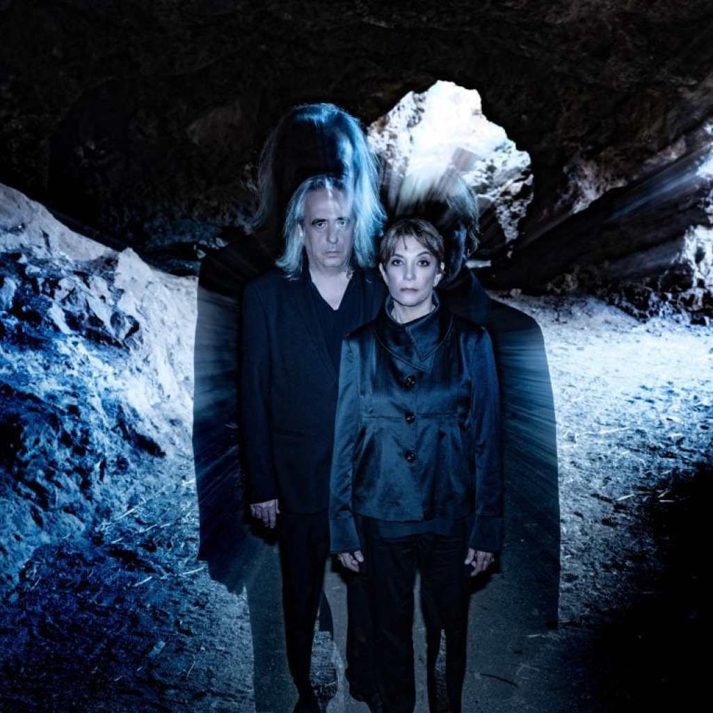 Nέκυια: Ο Γιάννης Αγγελάκας παρουσιάζει μια μοναδική εμπειρία θέασης και ακρόασης στη Στέγη