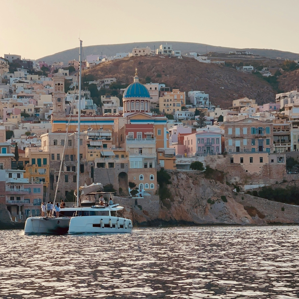 5 ελληνικά νησιά που αξίζει να επισκεφτείς για απολαυστικές χειμερινές διακοπές