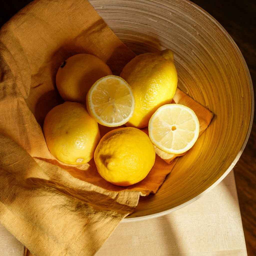 Πώς να αποθηκεύσεις τα λεμόνια για να τα διατηρήσεις ζουμερά