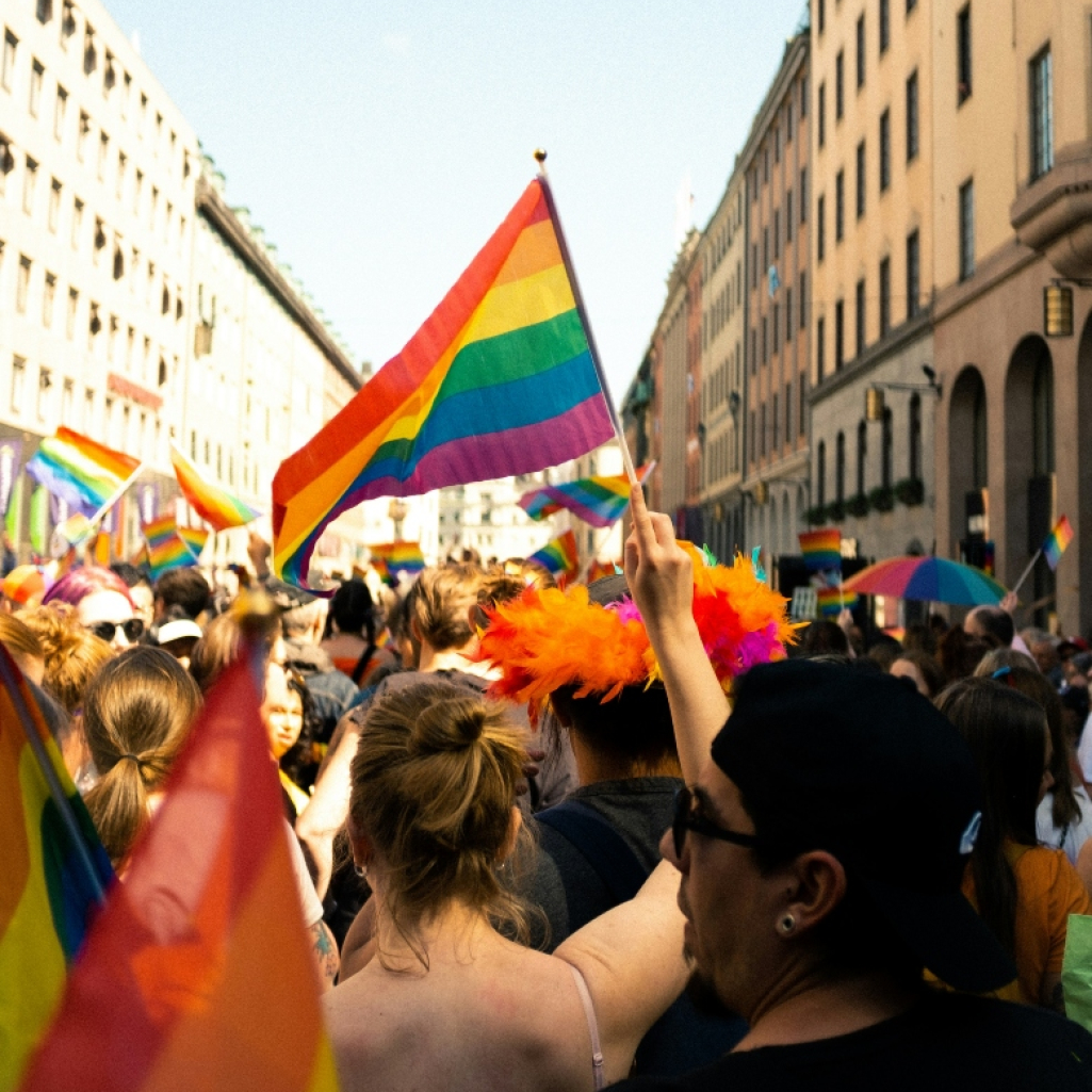 Αυτές είναι οι καλύτερες πόλεις στην Ελλάδα για LGBTQ+ singles