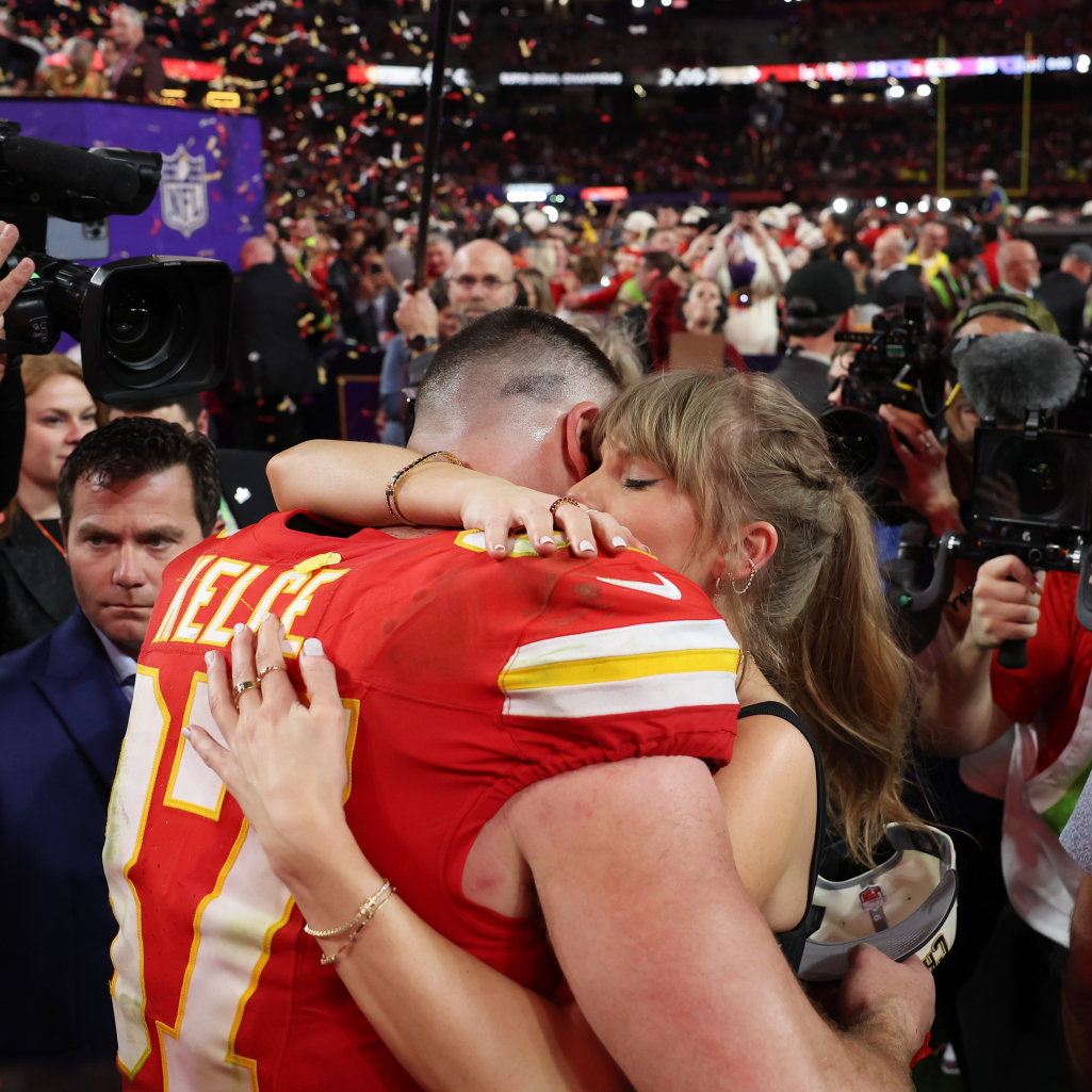 Super Bowl 2024: Οι Chiefs νικητές και ο παραμυθένιος έρωτας της Τέιλορ Σουίφτ με τον Τράβις 