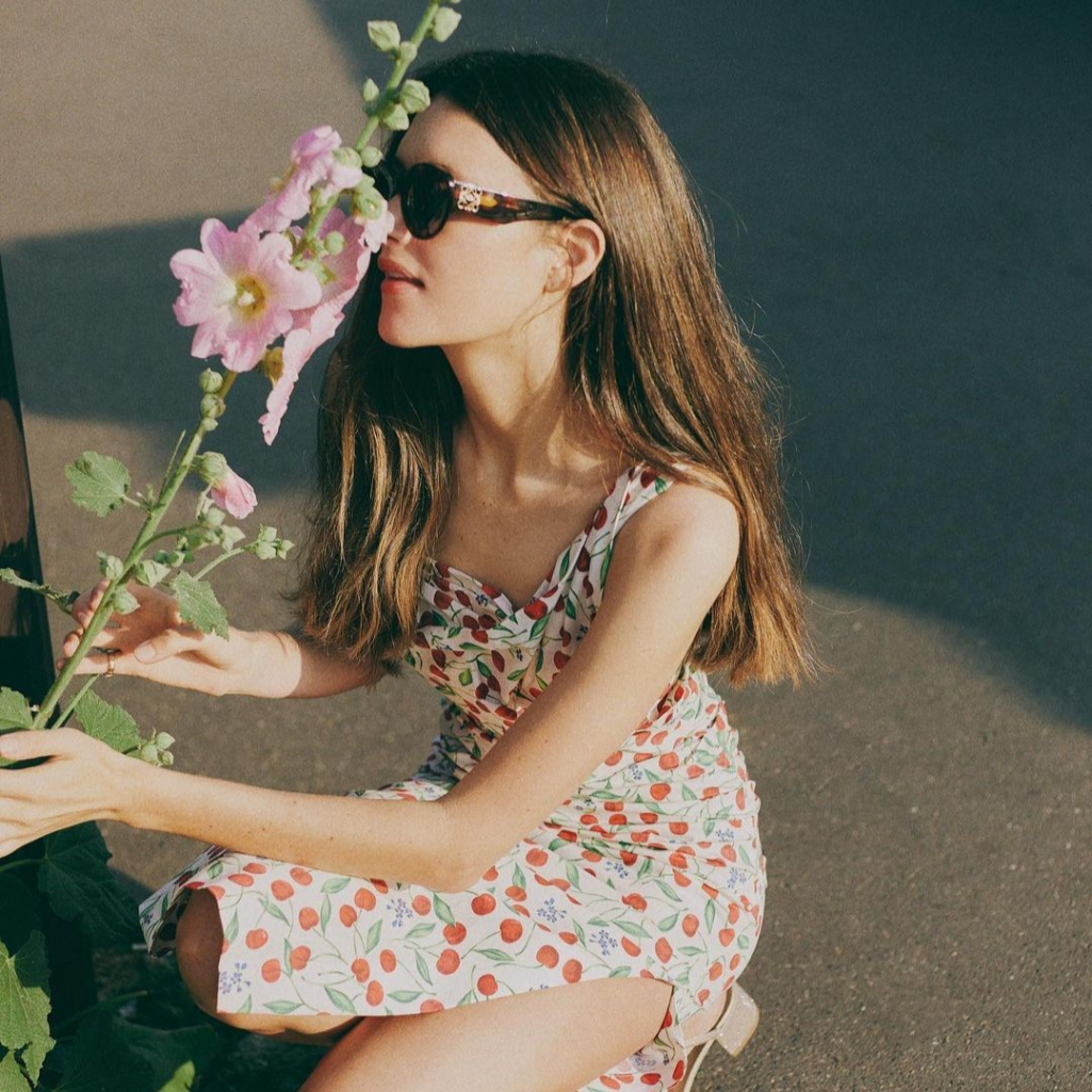 Garden Girl aesthetic: «Αγκάλιασε» τη νέα viral τάση του TikTok