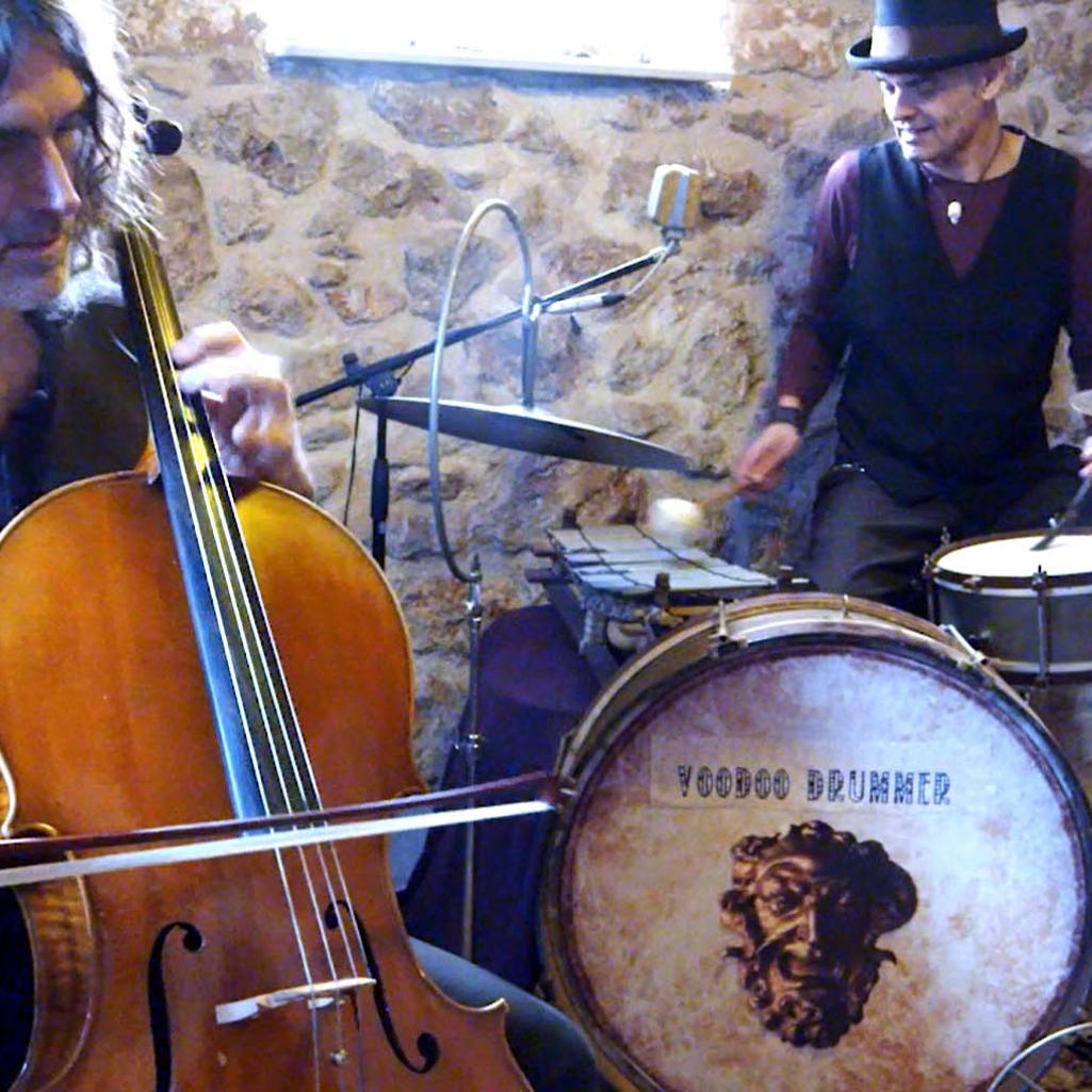 Παραξενόφωνο: Οι VOODOO DRUMMER εμπλουτίζουν τον ήχο τους