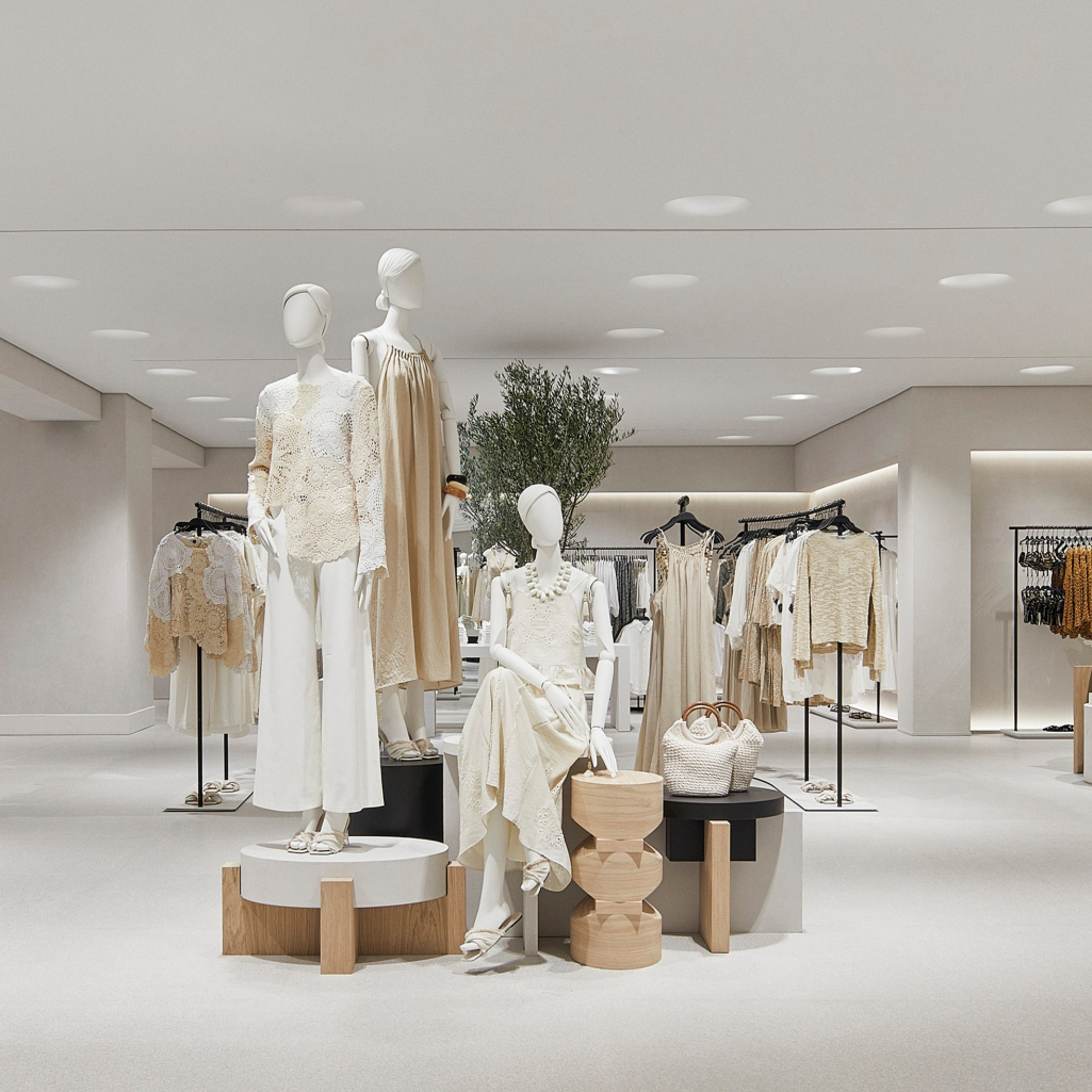 Νέο Zara Flagship Store στον Πύργο του Πειραιά