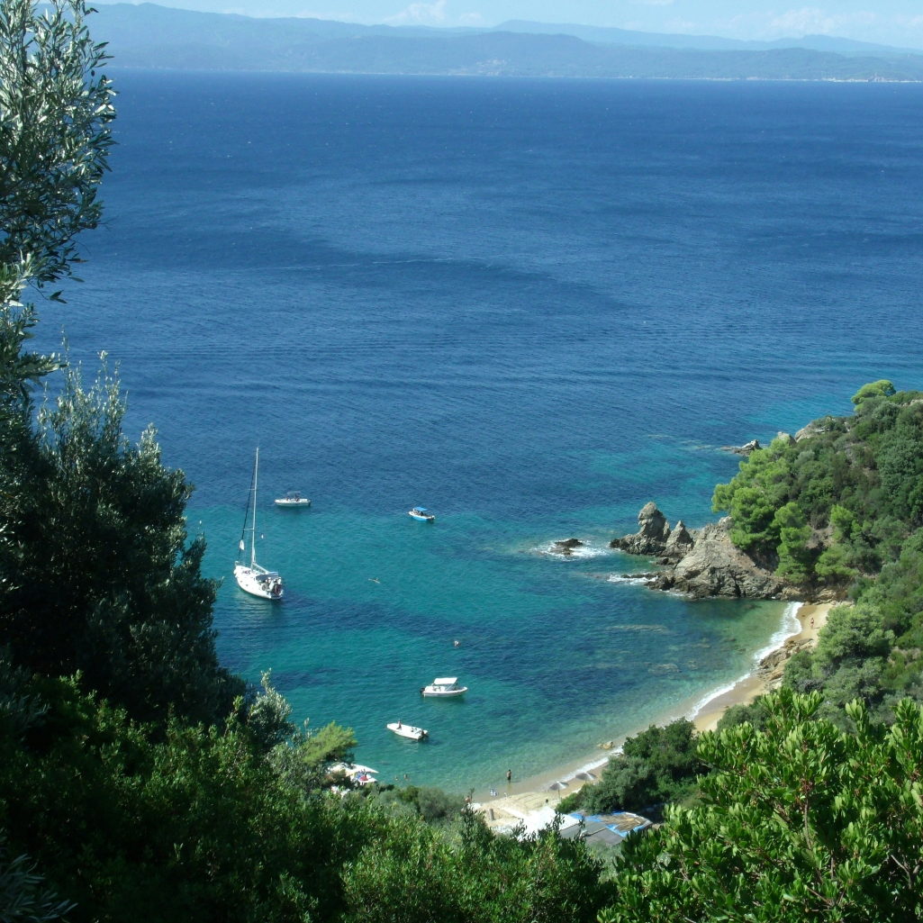 Η καταπράσινη Σκιάθος, στα πιο όμορφα νησιά της Ευρώπης για να επισκεφτείς το καλοκαίρι 