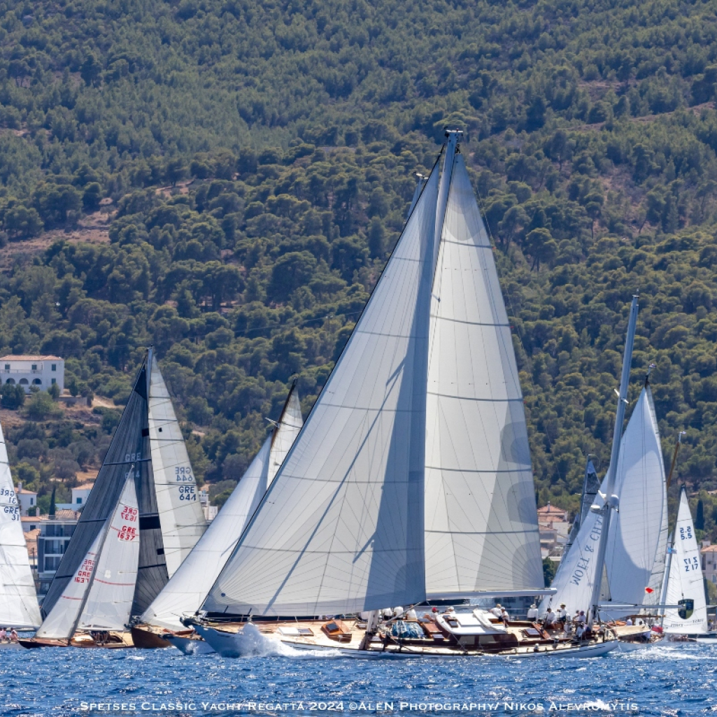 Spetses Classic Yacht Regatta 2024: Ο κορυφαίος Διεθνής Αγώνας Κλασσικών και Παραδοσιακών Σκαφών πραγματοποιήθηκε για 12η συνεχόμενη χρονιά στις Σπέτσες