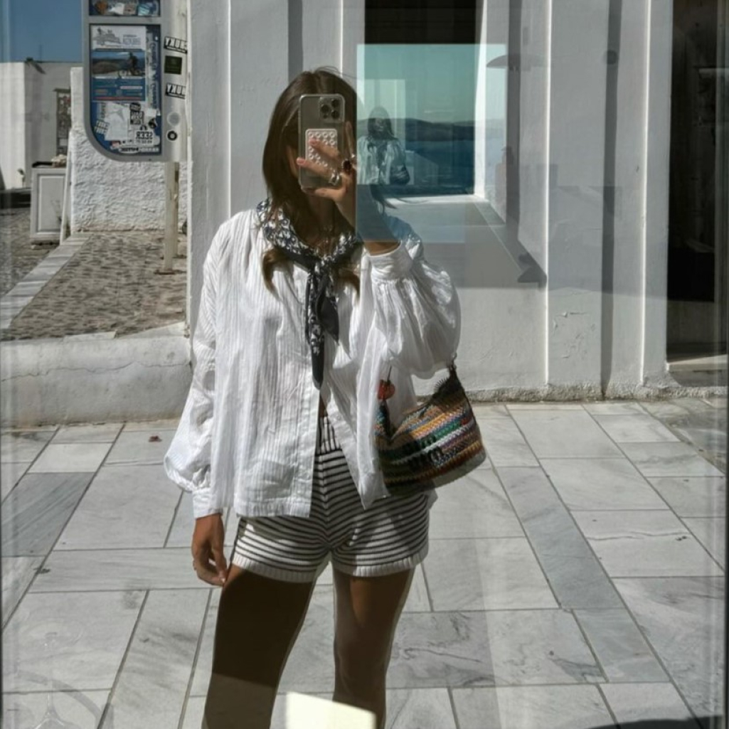 Travel light: 4 cool σύνολα για να μην παραφορτώσεις τη βαλίτσα σου