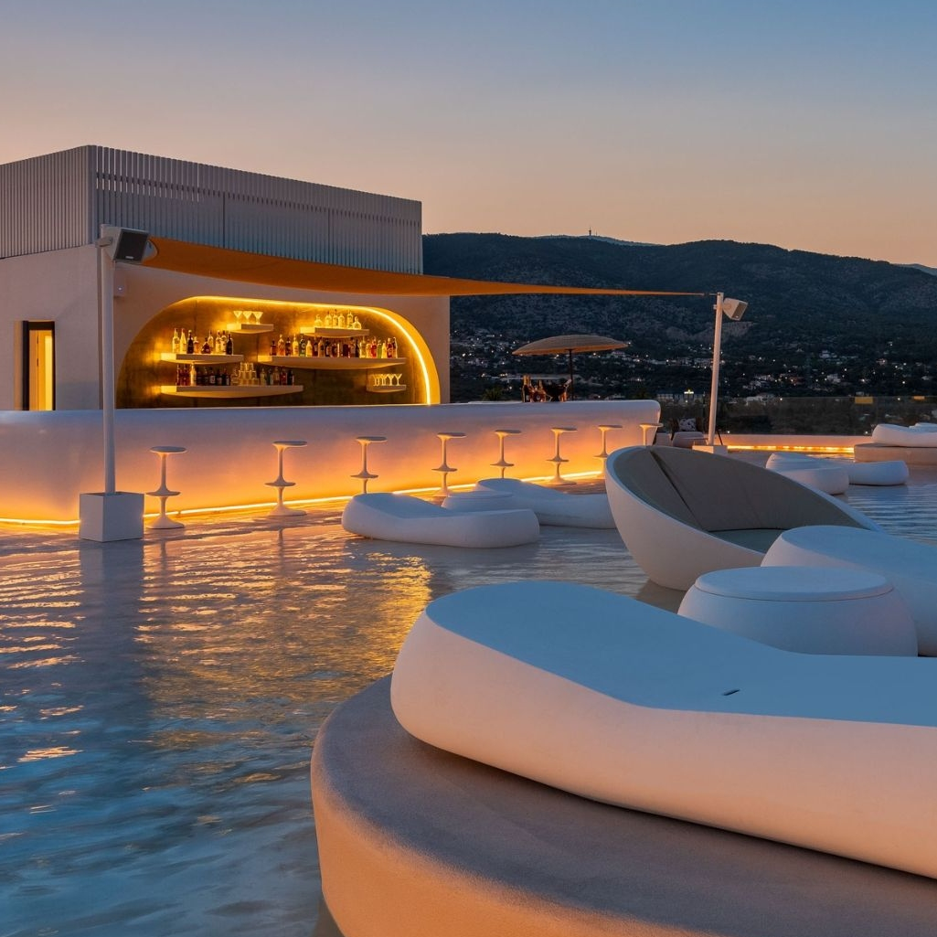 Greek Summer Bazaar στο Isla Brown Corinthia, Curio Collection by Hilton
