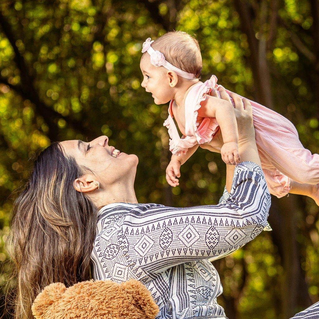 Αλήθεια, το να έχεις παιδιά σε κάνει πιο ευτυχισμένο; Νευροεπιστήμονας απαντά