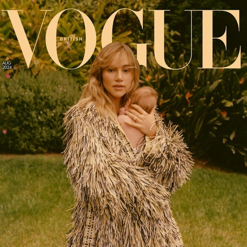 Η Σούκι Γουότερχαουζ στη Vogue, μετά την εγκυμοσύνη: «Είμαι 11 κιλά βαρύτερη, αλλά ποιος ασχολείται με αυτά;»