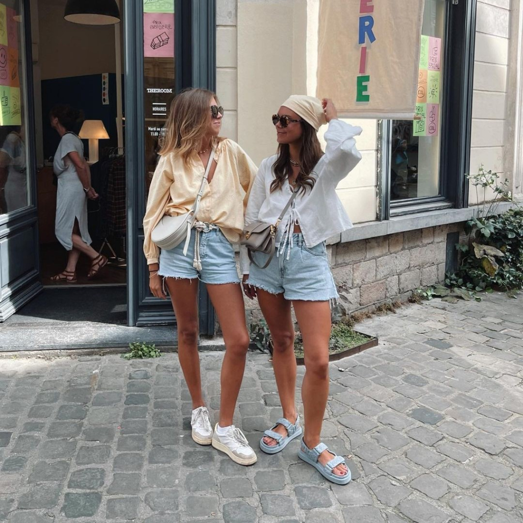 Λατρεύεις τα τζιν σορτς; 6 cool καλοκαιρινά σύνολα για να αντιγράψεις