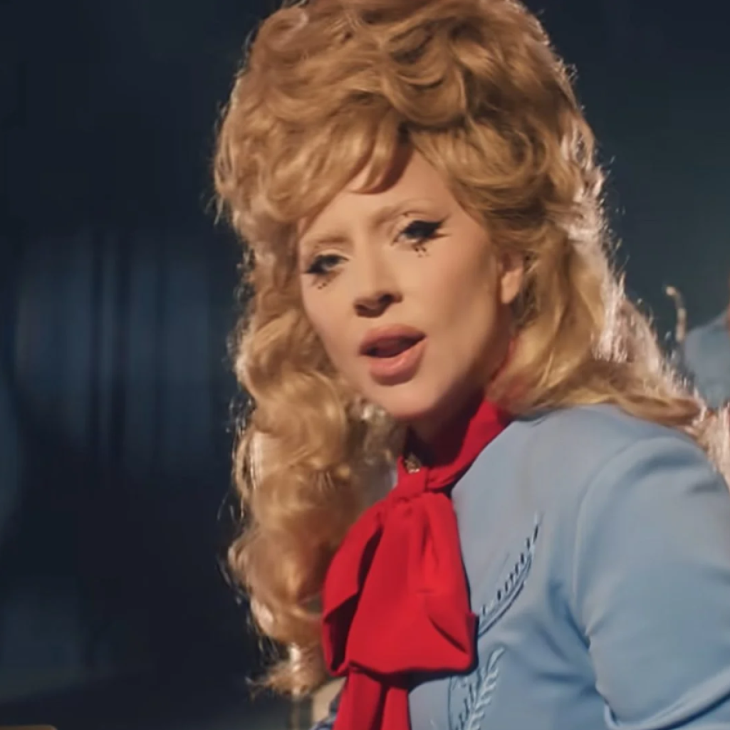 Die With A Smile: Lady Gaga και Bruno Mars κυκλοφόρησαν το νέο τους ντουέτο