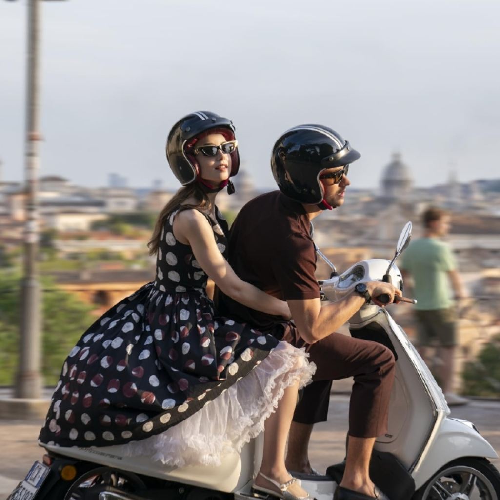 Emily in Paris: Ο κεντρικός ήρωας του cast που δεν θα επιστρέψει την 5η σεζόν 