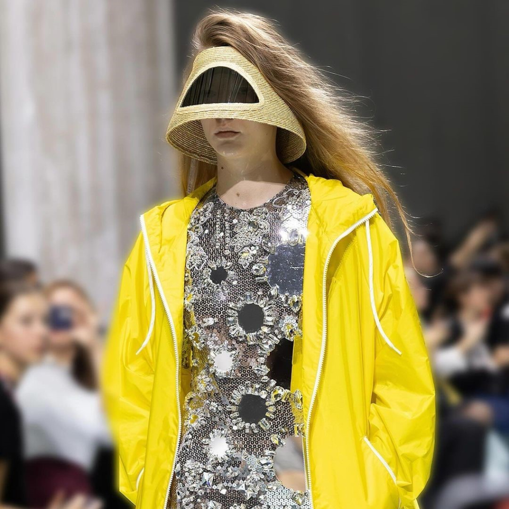 Milan Fashion Week: Τα 6+1 στιγμιότυπα που μας έκαναν να χαμογελάσουμε (για διάφορους λόγους)