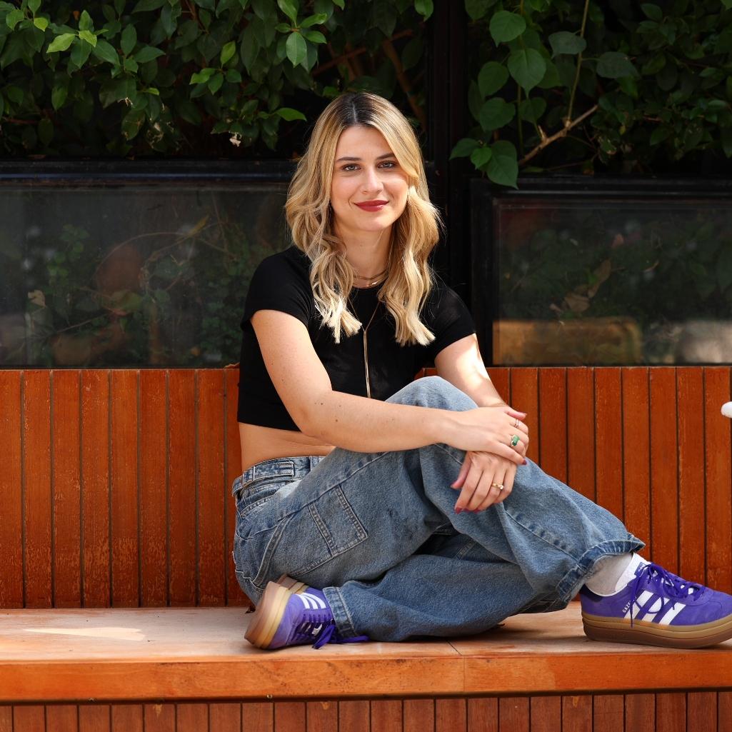 Εριέττα Μανούρη στο JennyGr: «Θεωρώ ότι είμαστε μακριά από το να ξεφορτωθούμε στερεότυπα, γι'αυτό θα συνεχίσω να μάχομαι για τα δικαιώματα των γυναικών»