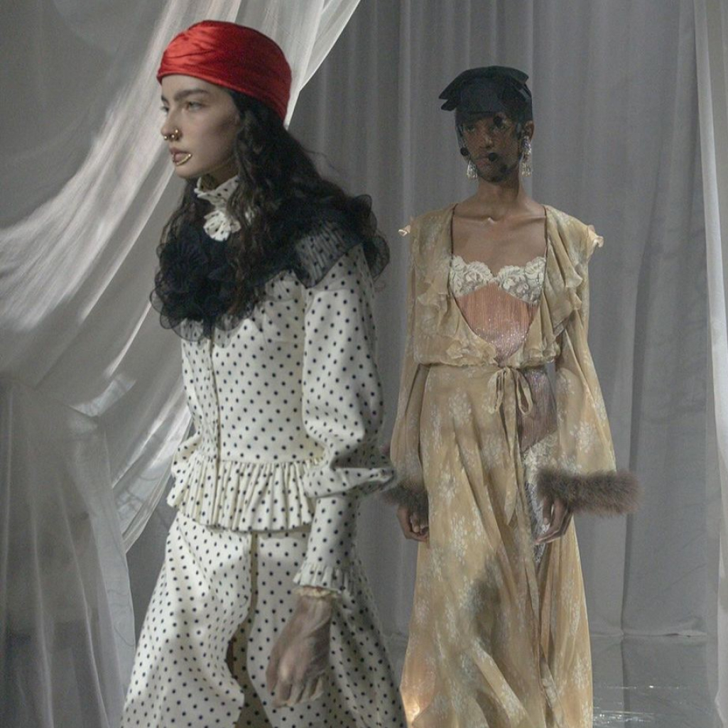 Paris Fashion Week: Οι 4 τάσεις που θα φορέσουμε από σήμερα κιόλας